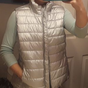Gap Silver Puffer Vest